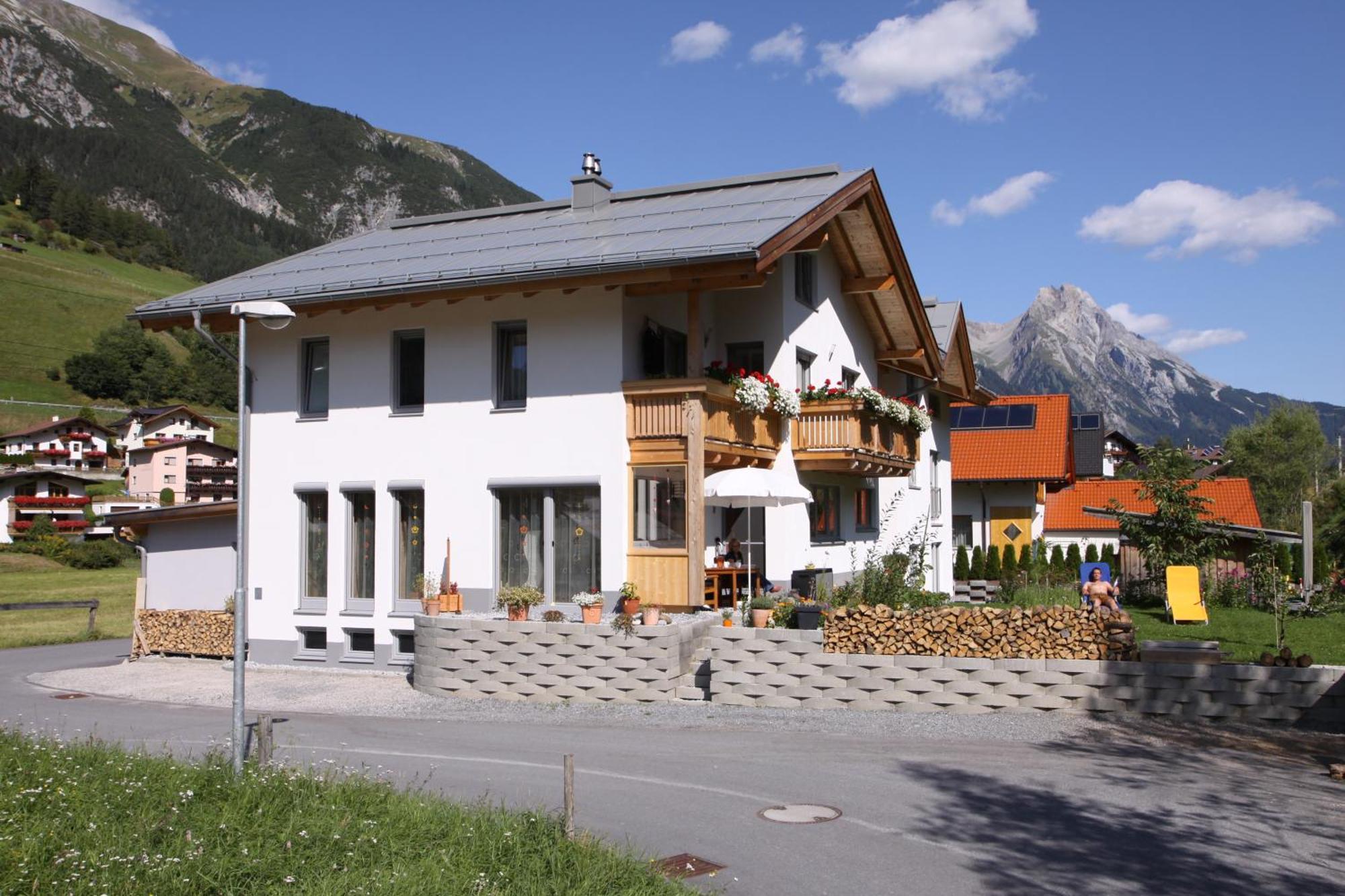 Ferienhaus Gundi Петтной-ам-Арльберг Екстер'єр фото