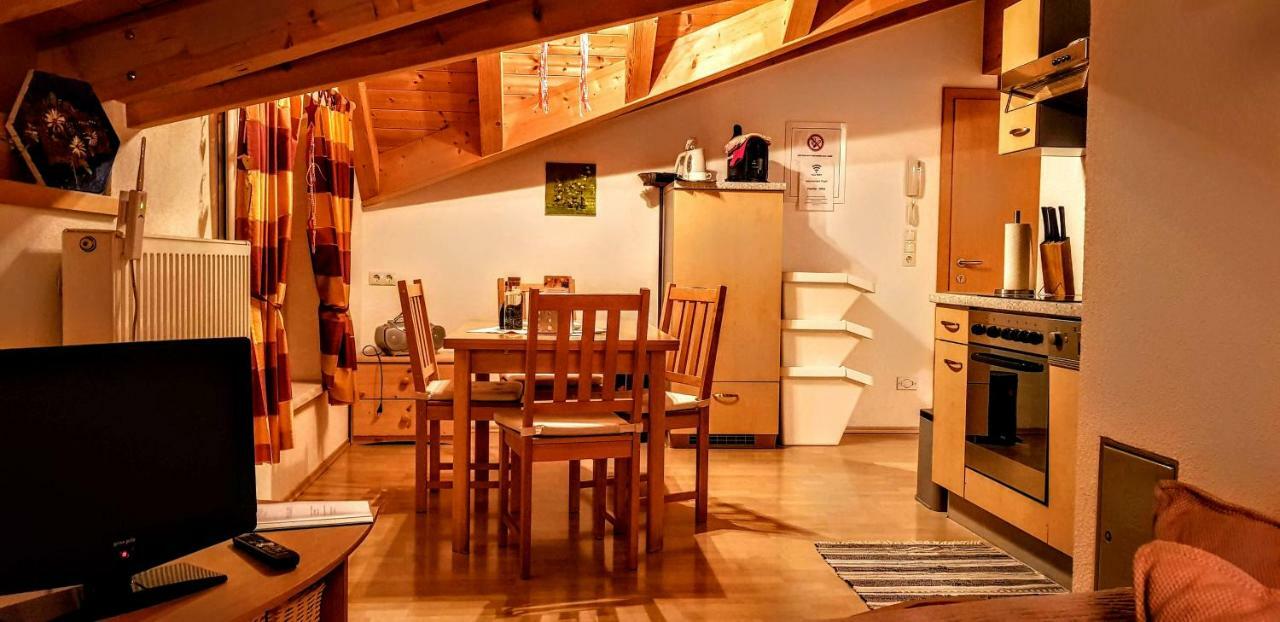 Ferienhaus Gundi Петтной-ам-Арльберг Екстер'єр фото
